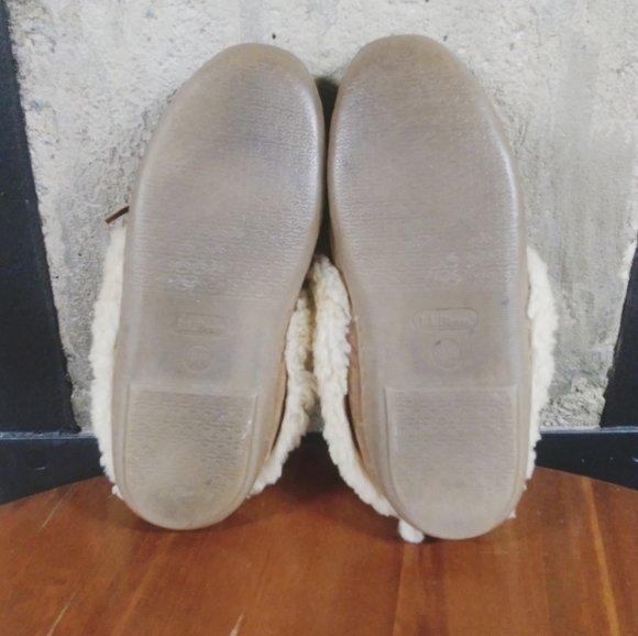 L.L.Bean | Wicked Good Fur Moccasins Slipper Shoes - Sz. 8 - Picture 6 of 8